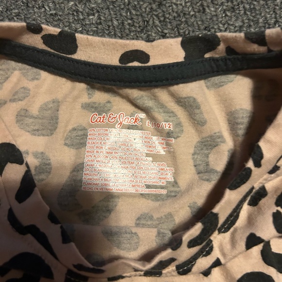 Cat and jack leopard long sleeve - Picture 2 of 2